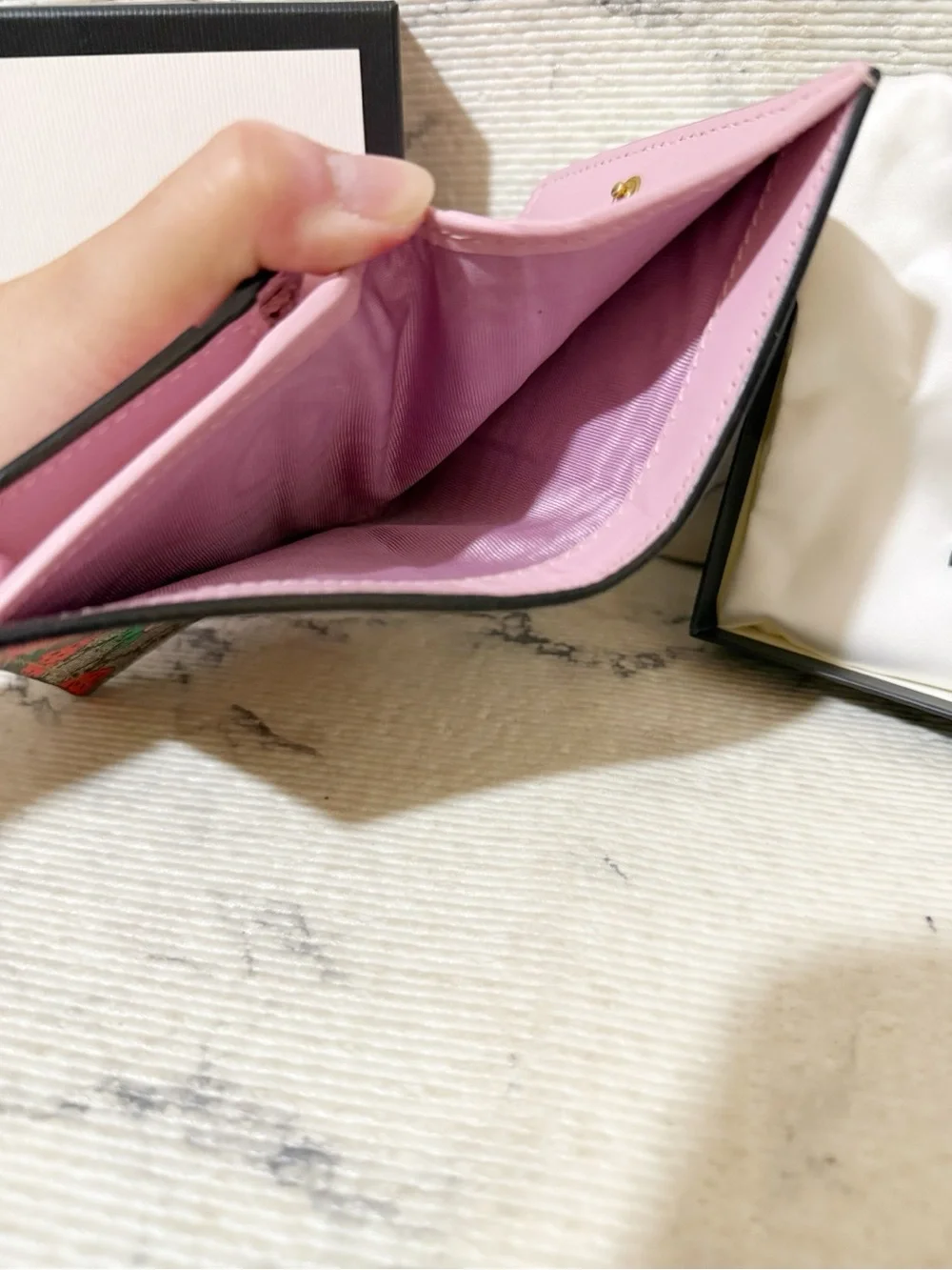 Gucci authentic wallet